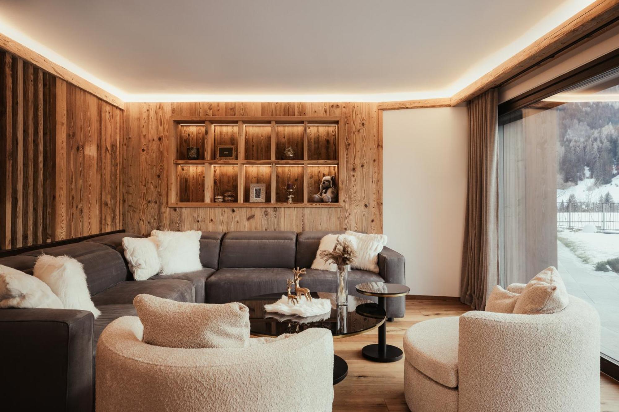 Luxury P Chalet